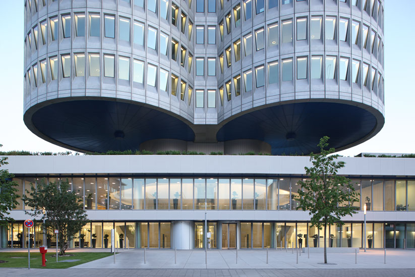 bmw ag  I  <b>project:</b> bmw headquarters photography  I  <b>architect:</b> karl schwanzer <b>revitalisation:</b> asp hamburg