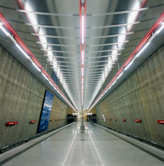 süddeutsche zeitung  I  <b>project:</b> subway stations in munich