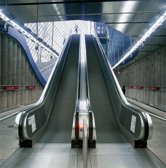 süddeutsche zeitung  I  <b>project:</b> subway stations in munich